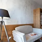 Rosa Hotel 3*