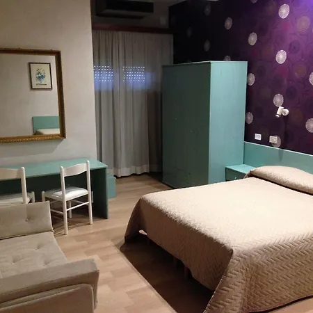 Rosa Hotel