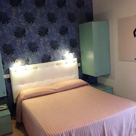 Rosa Hotel 3*